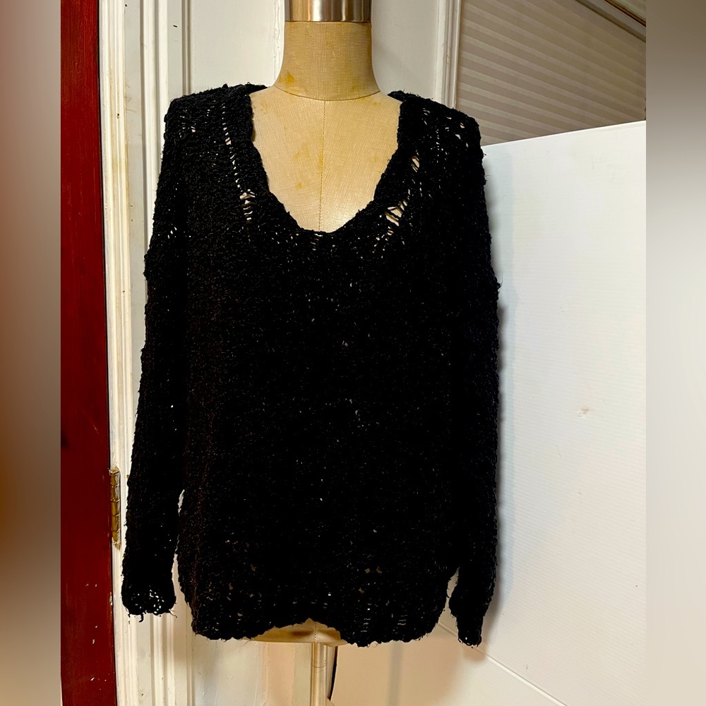 Free people black sweater xs